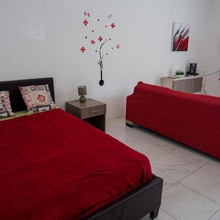 Seafront Apartment Between Valletta And Sliema Msida Exteriér fotografie