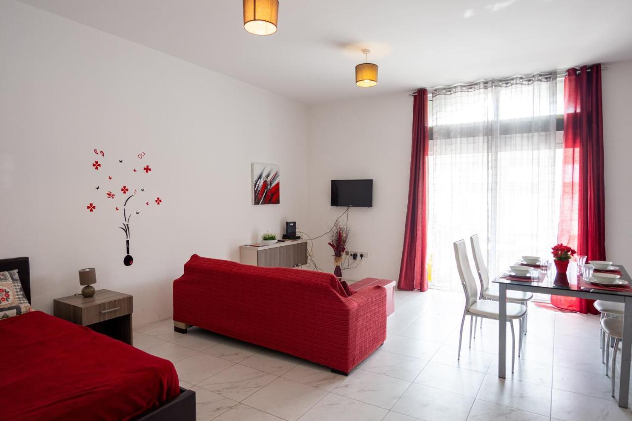 Seafront Apartment Between Valletta And Sliema Msida Exteriér fotografie
